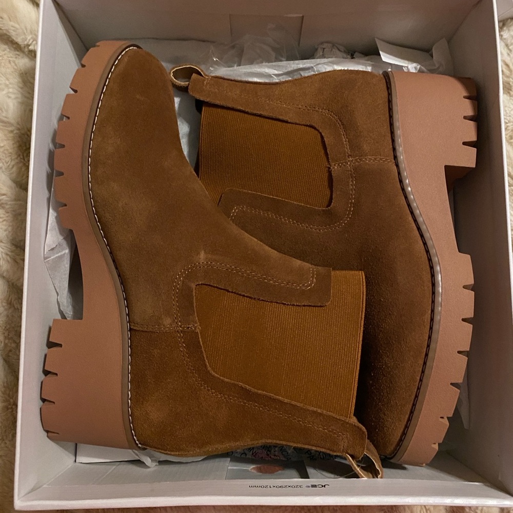 Brand New Blondo Waterproof Dyme Cognac Suede Ankle Boots Size 9M